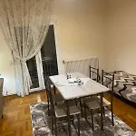 Venias House 2 *