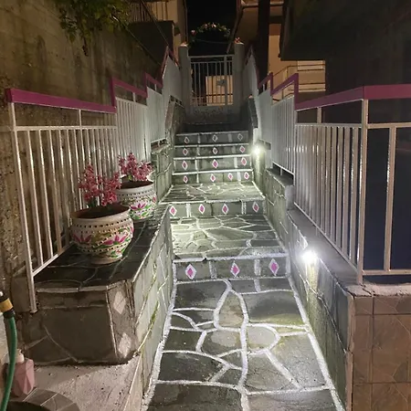 Venias House 2 Appartamento *