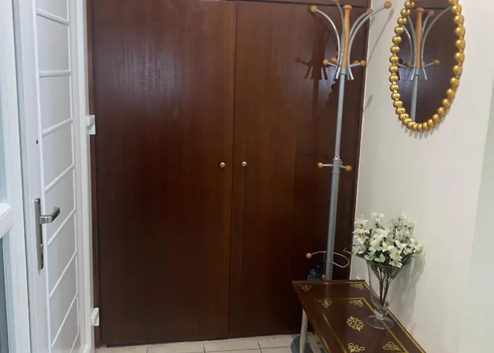 Venias House 2